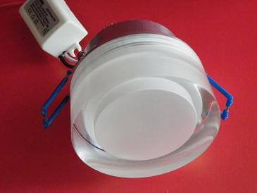 Встраиваемый точечный светильник светодиодный СВ-70 белый, 5500 К, 3 Вт